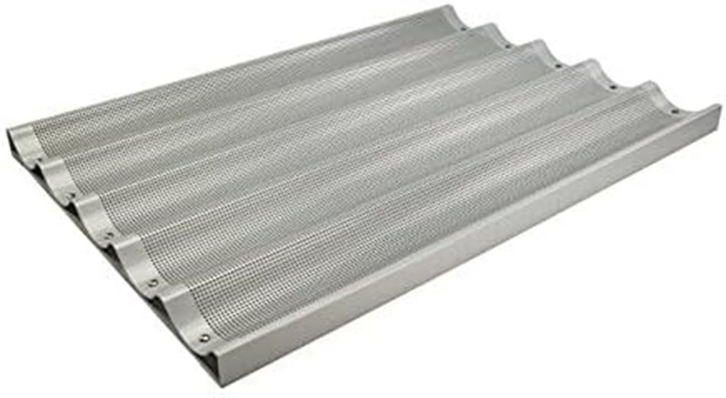 aluminum baguette pan details